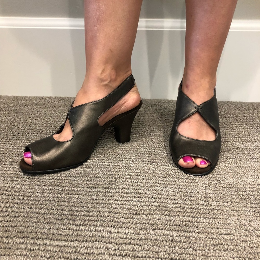 Bronze heels